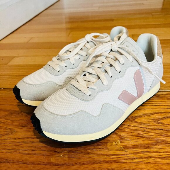 VEJA Women's SDU Low Top Sneakers Size US 8 BRAND NEW - Picture 4 of 16